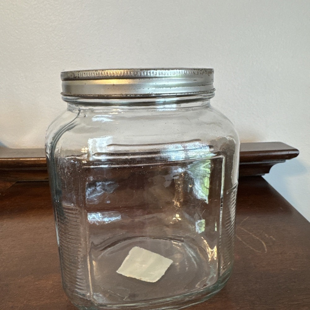 2 Qt./1.9L Anchor Hocking Glass Container Jar With Lid